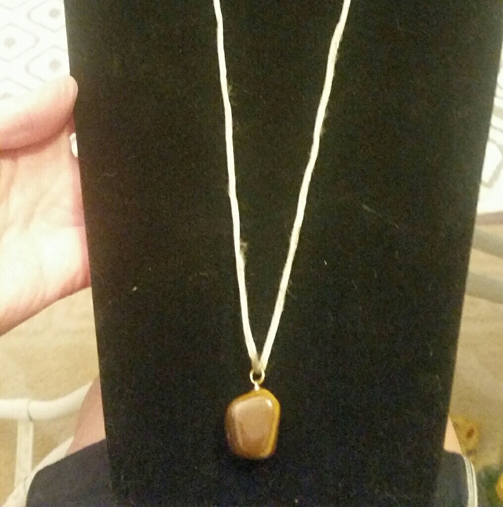 Silky necklace with tiger eye like stone